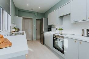 Brand New Townhouse In Rugby