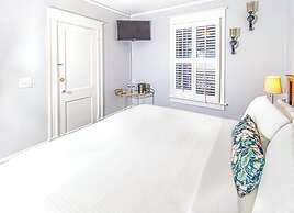 Hemingway House Bed and Breakfast