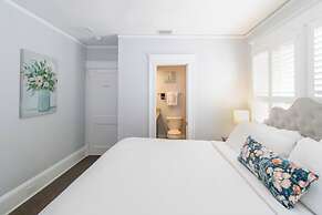 Hemingway House Bed and Breakfast