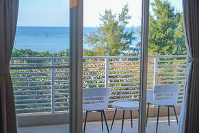 Odysis Onna Resort Hotel