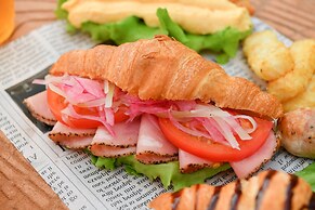 Odysis Onna Resort Hotel