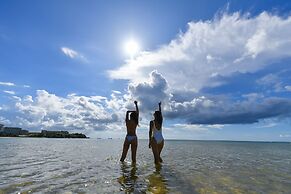 Odysis Onna Resort Hotel