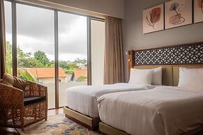 Kayumas Seminyak Resort