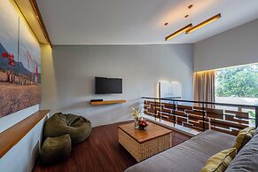 Kayumas Seminyak Resort