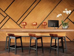 Kayumas Seminyak Resort