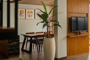 Kayumas Seminyak Resort