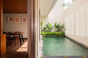 Kayumas Seminyak Resort