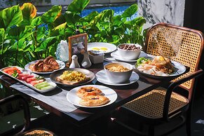 Kayumas Seminyak Resort