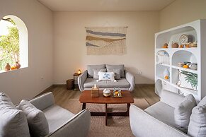 Kayumas Seminyak Resort