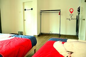 The Woodz Homestay - 2 Storey House