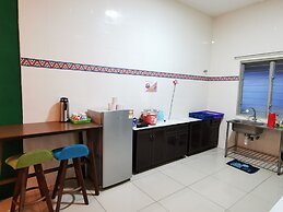 The Woodz Homestay - 2 Storey House