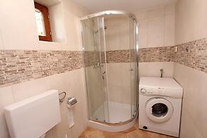 Holiday House San Pruti