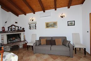 Holiday House San Pruti