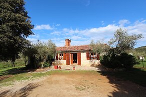 Holiday House San Pruti