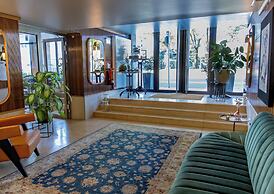 MUZE Hotel Düsseldorf - Handwritten Collection