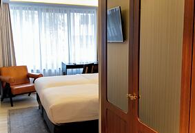 MUZE Hotel Düsseldorf - Handwritten Collection