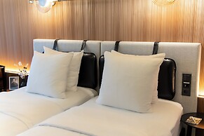 MUZE Hotel Düsseldorf - Handwritten Collection