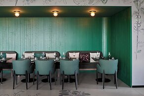 Moxy Cologne Bonn Airport