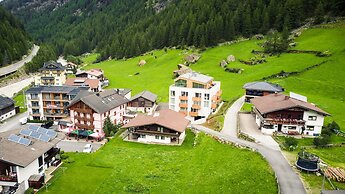 All-Suite Resort Zwieselstein - Sölden