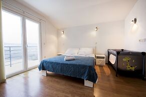 Modern 100m2 apt With the Terrace & Beautiful View