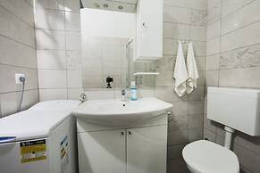 Modern 100m2 apt With the Terrace & Beautiful View