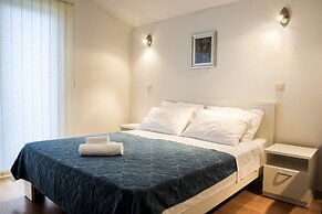 Modern 100m2 apt With the Terrace & Beautiful View