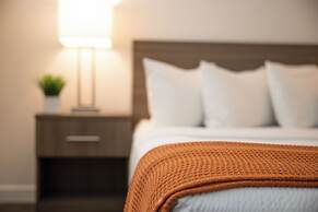 Inn At Moss Landing Point