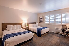 Inn At Moss Landing Point