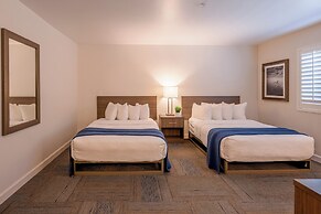 Inn At Moss Landing Point