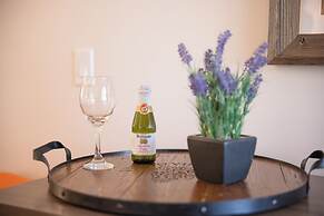 Inn At Moss Landing Point