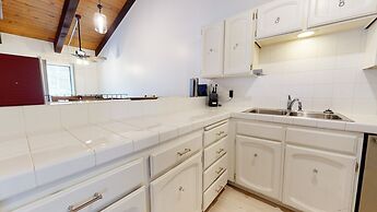 Chateau Sierra 50 Pet-Friendly with Great Complex Amenities, On the Sh