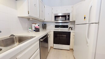 Chateau Sierra 50 Pet-Friendly with Great Complex Amenities, On the Sh