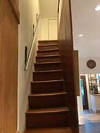 Historic Boyd Harvey House and Grounds 2 Bedroom Home by RedAwning