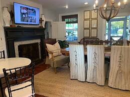 Boyd Harvey Main House And Carriage House 4 Bedroom Home by RedAwning