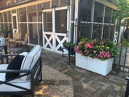 Boyd Harvey Main House And Carriage House 4 Bedroom Home by RedAwning