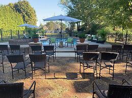 Boyd Harvey Main House And Carriage House 4 Bedroom Home by RedAwning