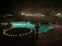 Boyd Harvey Main House And Carriage House 4 Bedroom Home by RedAwning