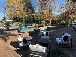 Boyd Harvey Main House And Carriage House 4 Bedroom Home by RedAwning