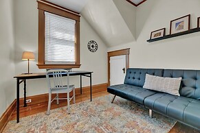 Oakley Square 3br Charmer - Total Walkability 3 Bedroom Home by RedAwn