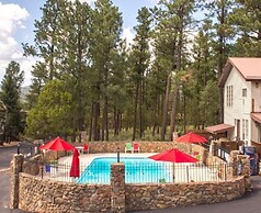 Huge Ruidoso W/ Game Room, Pool, 2 Balconies, 2 Kitchens - Sleeps 17!