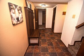 Huge Ruidoso W/ Game Room, Pool, 2 Balconies, 2 Kitchens - Sleeps 17!