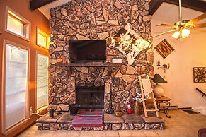 Huge Ruidoso W/ Game Room, Pool, 2 Balconies, 2 Kitchens - Sleeps 17!