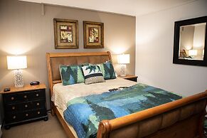 1168 Flying Dutchman 2 Bedroom Condo by RedAwning