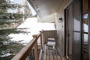 1168 Flying Dutchman 2 Bedroom Condo by RedAwning