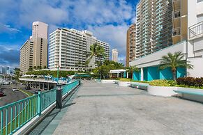 Ilikai Tower 1113 - Fully furnished condo with free wifi by RedAwning