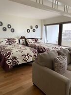 Ilikai Tower 1113 - Fully furnished condo with free wifi by RedAwning