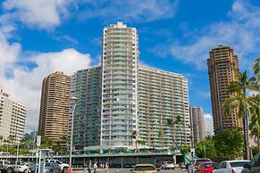Ilikai Tower 1113 - Fully furnished condo with free wifi by RedAwning