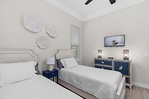 Anchors Aweigh 3 Bedroom Cottage by RedAwning