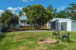 Waratah Up Douro - Your Innkeeper Mudgee