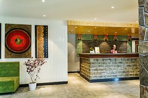 Sumitel Vista 800m from Mall Road